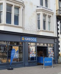 Greggs (High Street)